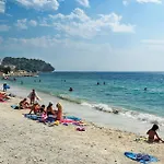 Four-bedroom In Stobrec * Split